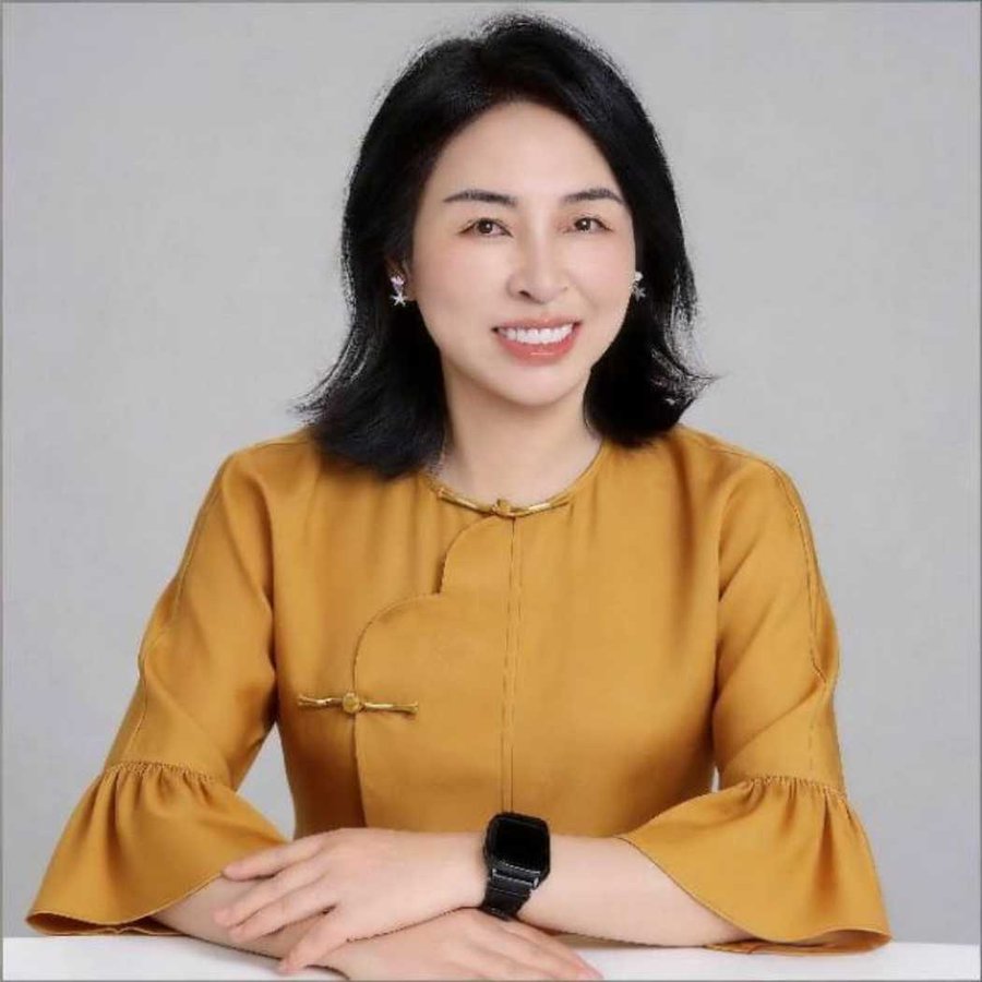 子涵（丁子涵）— 大健康 AI 增长军师、长青社创始人